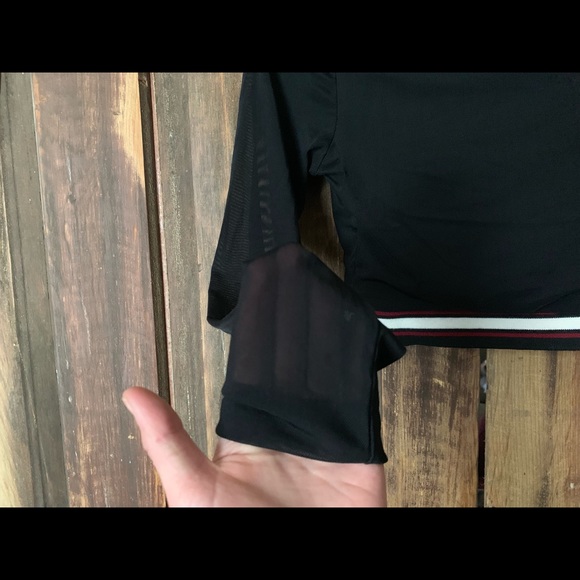 NWOT cropped double layer mesh long sleeve shirt - Picture 2 of 4